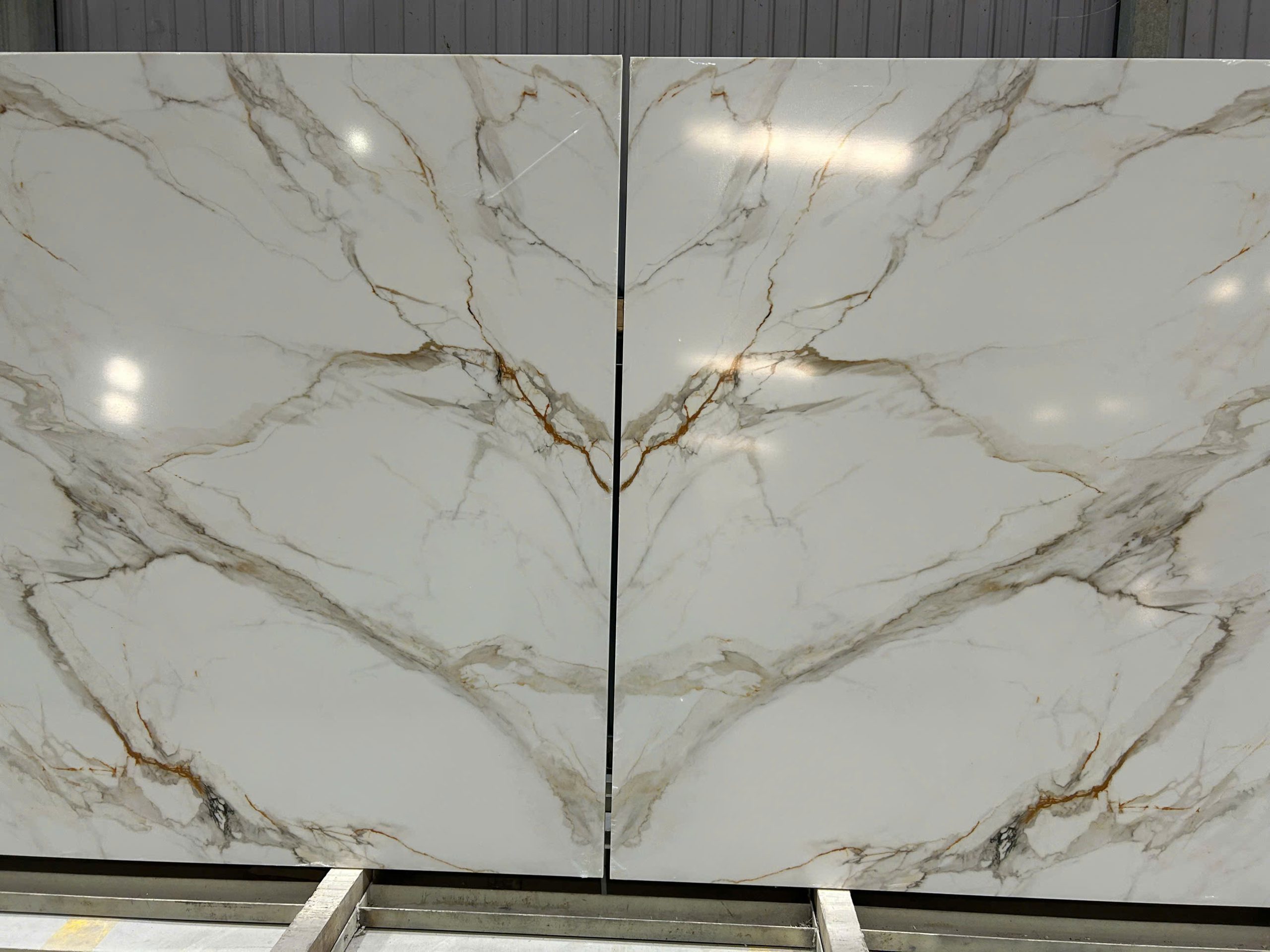 z7121472828802_5e20fc416eaa160f406ca0a833bc9f08